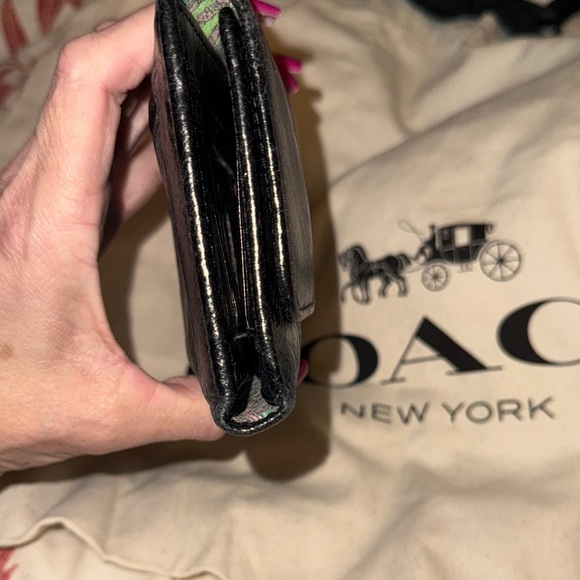 HOBO Black Leather Wallet - Picture 12 of 12